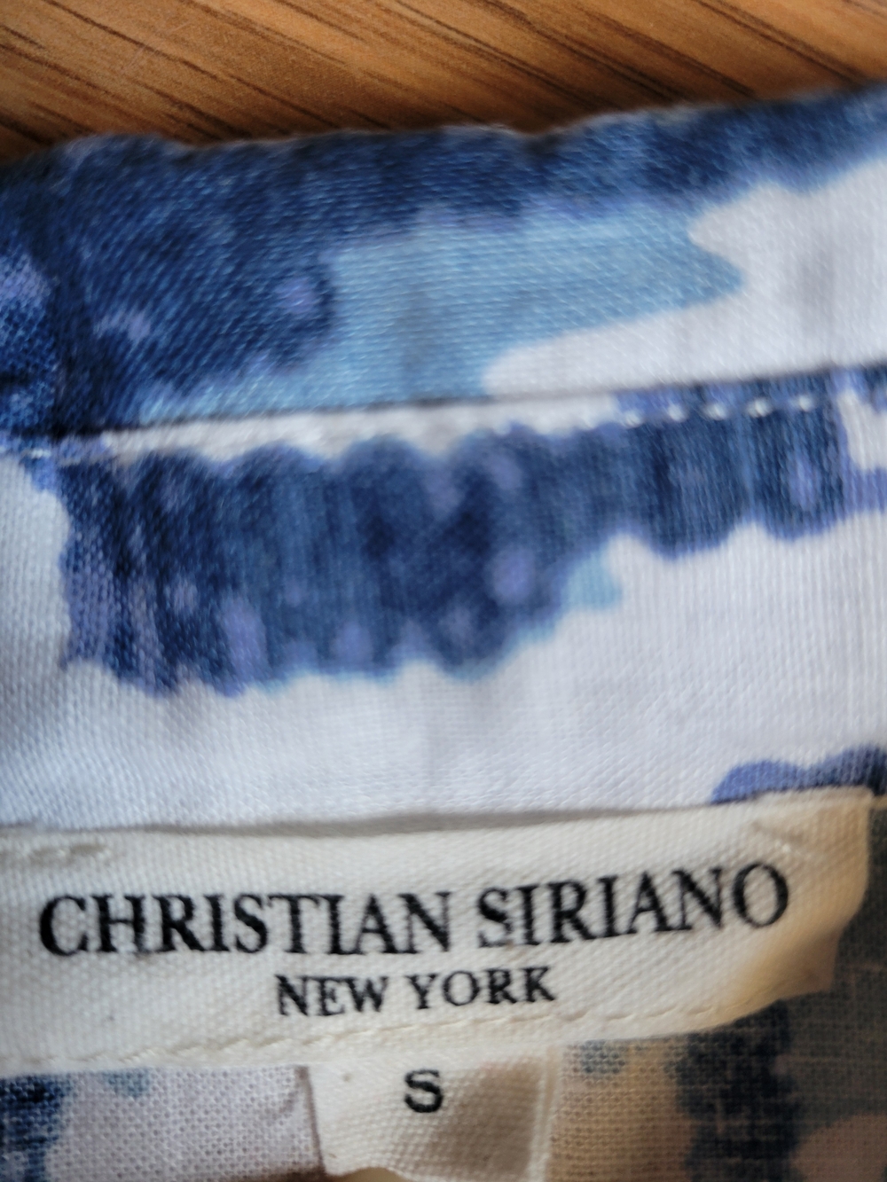 Christian Siriano Blue Ikat Linen Blend Button Down Shirt
Size S - Picture 2 of 5